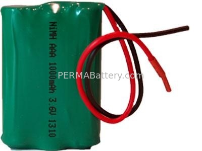 КИТАЙ Перезаряжаемые блок батарей NiMH AAA 3.6V 1000mAh с зеленым PVC и ведущими проводами поставщик