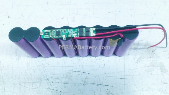 Максимум квалифицировал блок батарей Li-иона 18650 14.8V 5200mAh с руководствами PCB и летания поставщик